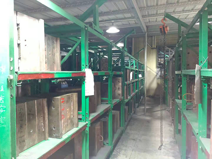 配件放置货架